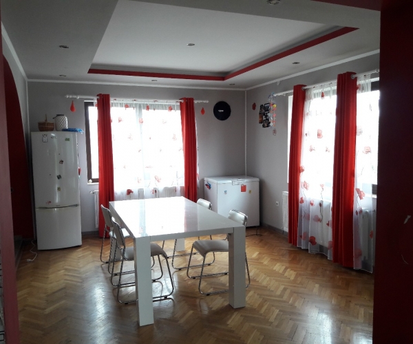 Eladó teljesen felszerelt, modern családi ház Budai Nagy Antal utcában - 5